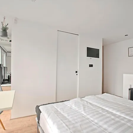 Houseboat The New - Nieuwe *