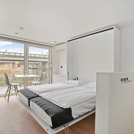 Houseboat The New - Nieuwe بيت ضيافة